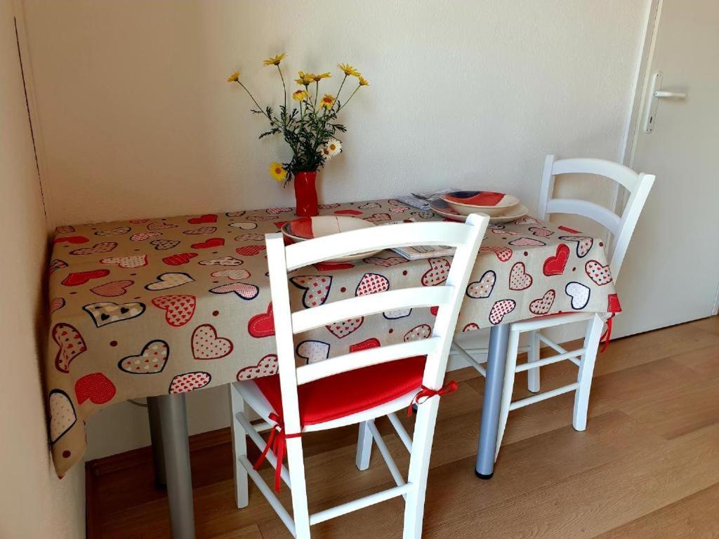 קרק Apartments Hodanic מראה חיצוני תמונה