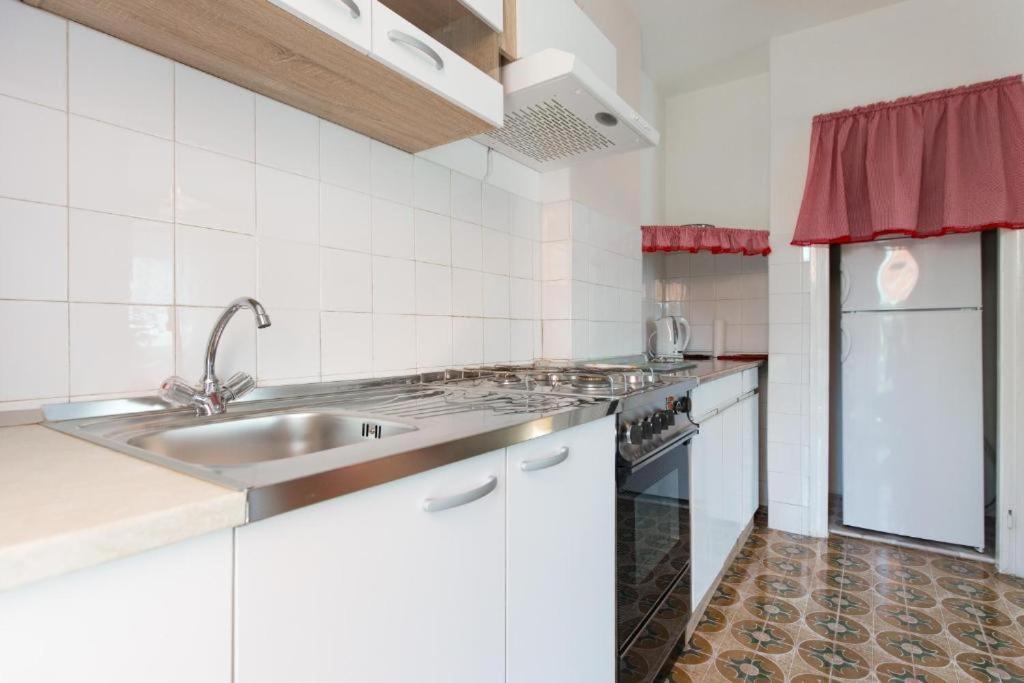 קרק Apartments Hodanic מראה חיצוני תמונה