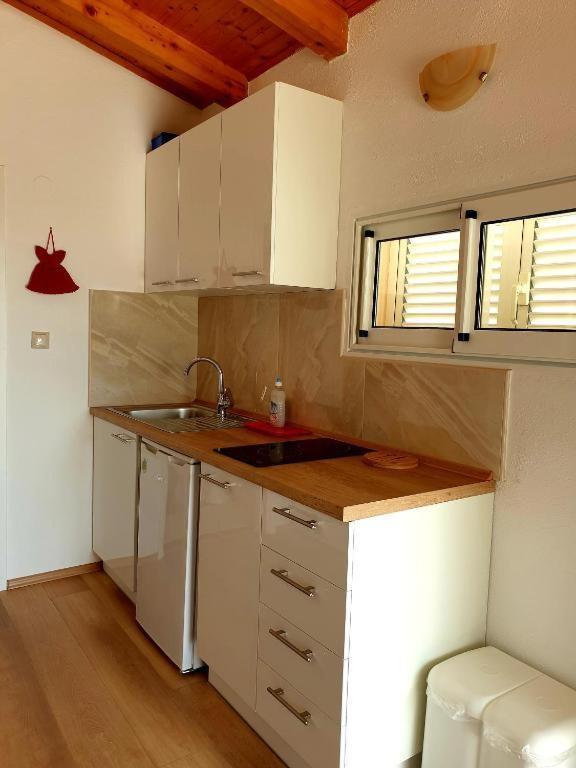 קרק Apartments Hodanic מראה חיצוני תמונה